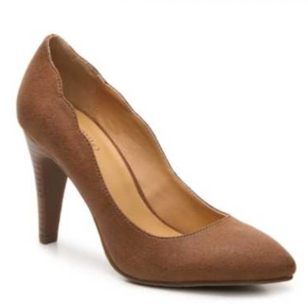 {Crown Vintage} Cognac Alexandria Pumps Sz 8.5 M